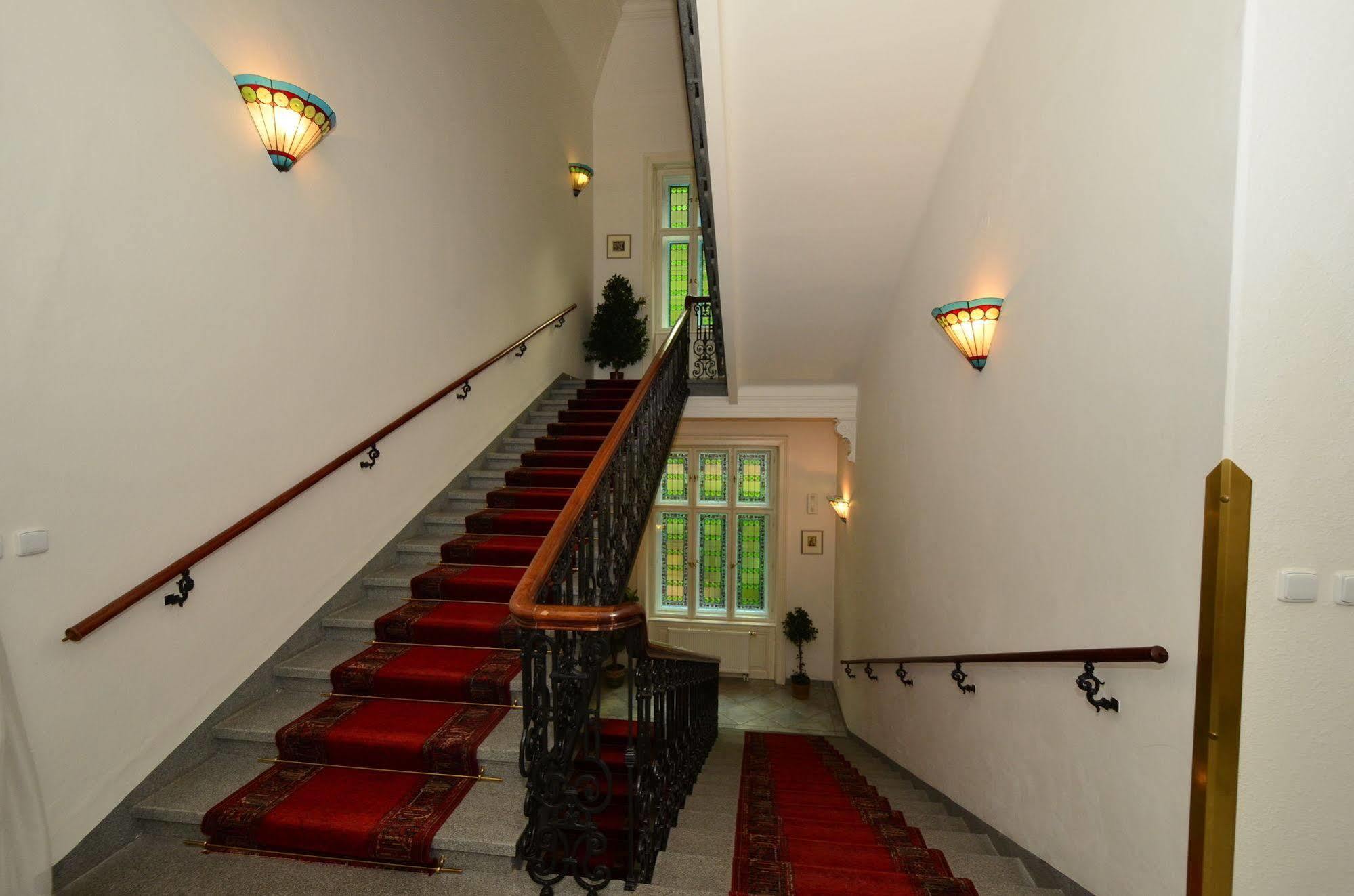 Sant Georg Garni Hotel Marianske Lazne Luaran gambar