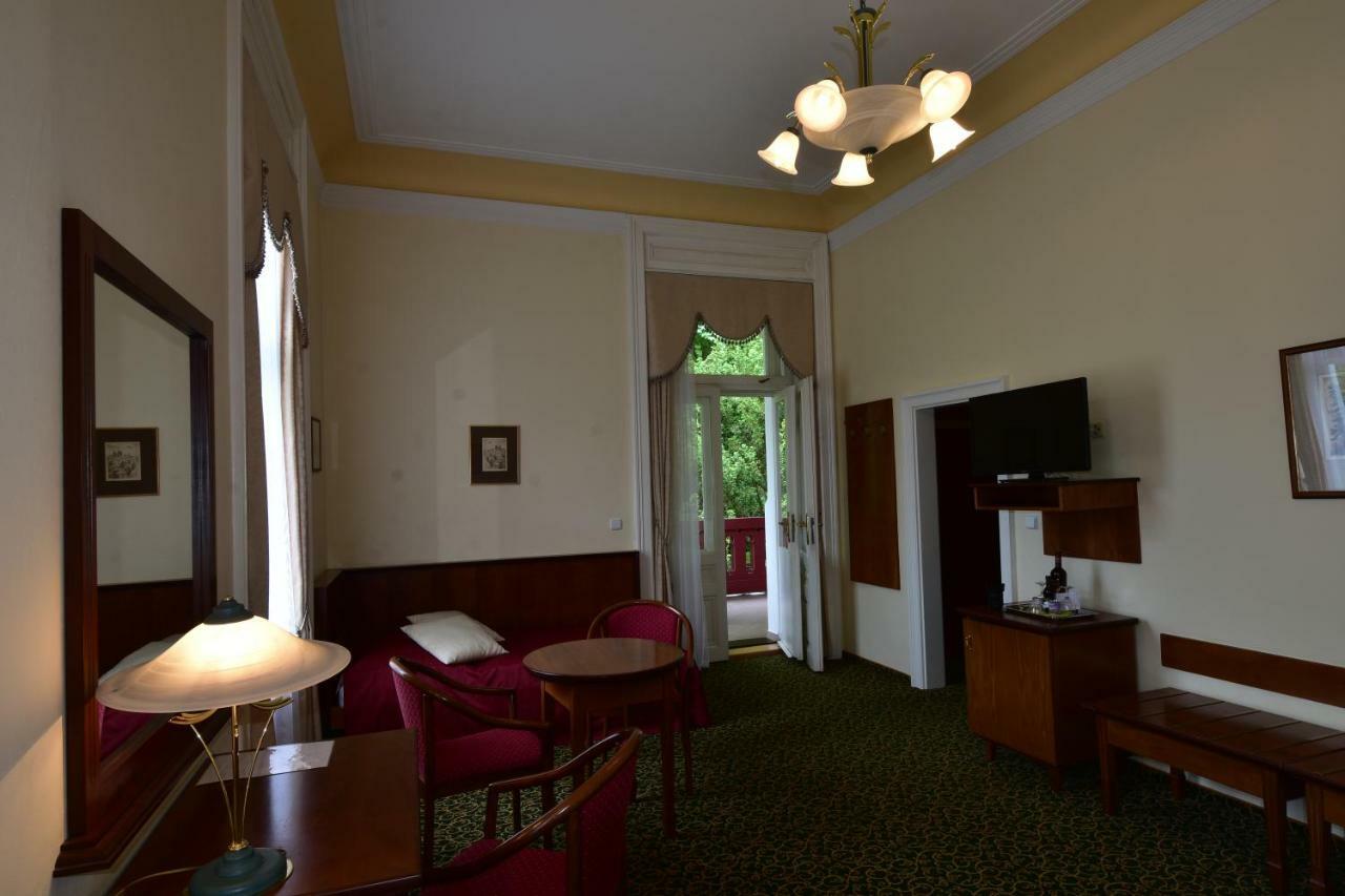 Sant Georg Garni Hotel Marianske Lazne Luaran gambar